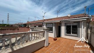 Semi detached house in Mas den Gall. Casa en venta en esparreguera