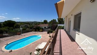 Xalet a Masquefa. Casa en venta en masquefa urbanización can valls