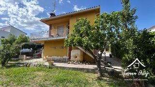 Chalet in Masquefa. Casa en venta en masquefa