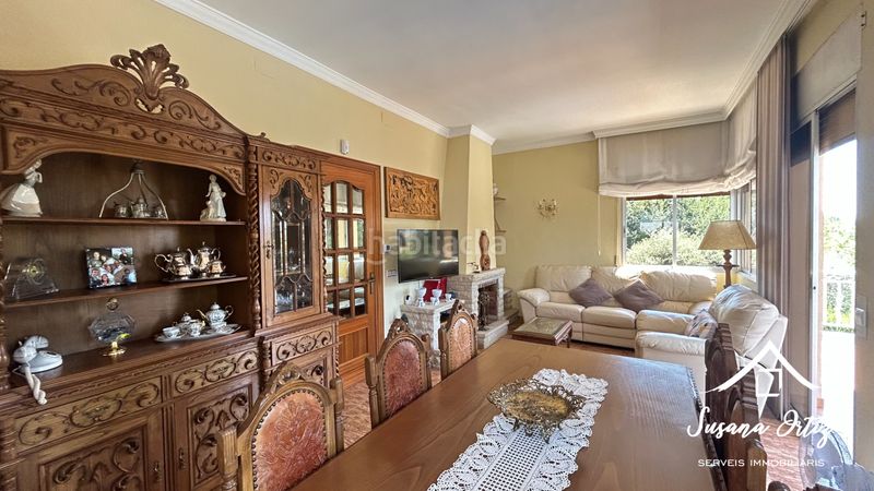 Foto a15a13f7-abfc-4fc4-b1d5-fa62125d8ec1. Chalet mit kamin heizung parking pool in Piera
