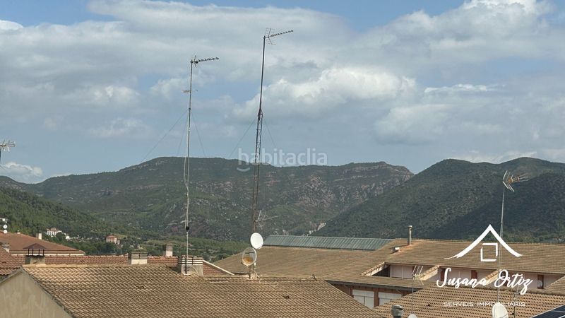 Foto 1b0a1dfe-e675-47ba-a889-29bb30571b78. Casa adossada amb calefacció aparcament a Nucli Urbà Esparreguera