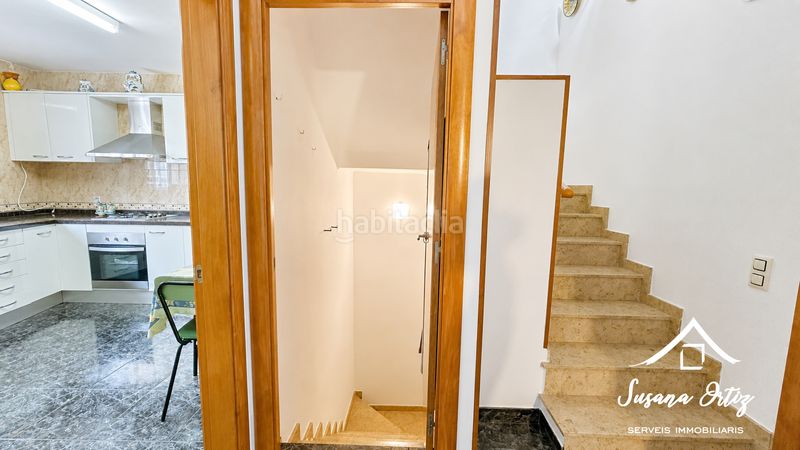 Foto 5d32fb15-479b-4196-bcc2-a9d922053918. Casa adossada amb calefacció aparcament a Nucli Urbà Esparreguera