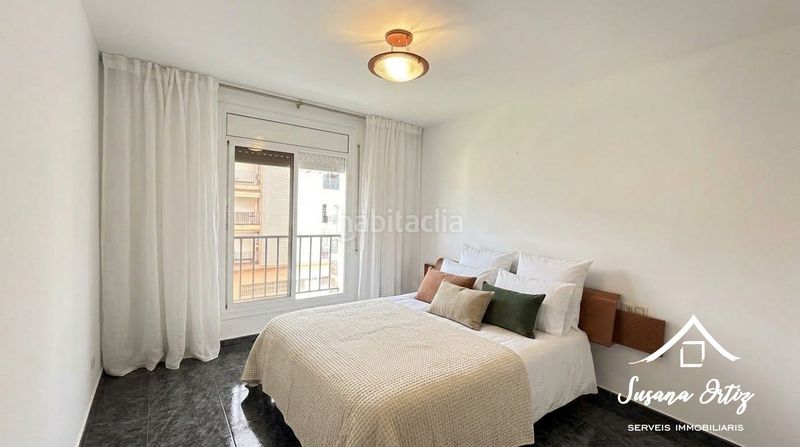 Foto f7646551-2504-4d25-a9b8-e75f453bba73. Casa adossada amb calefacció aparcament a Nucli Urbà Esparreguera