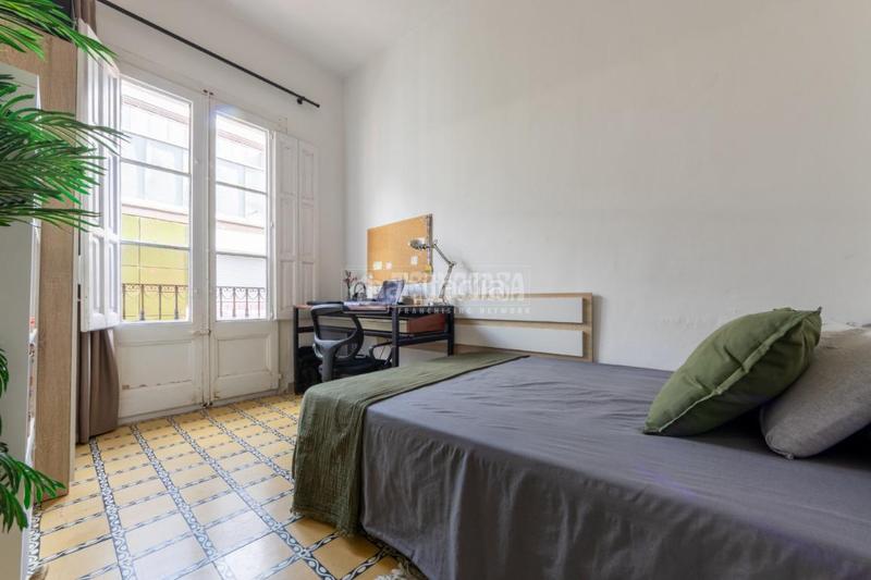 Foto 2fad58ba-7919-49e0-9b5a-68d77d4dc2a1. Edificio  en venta en Centre Reus