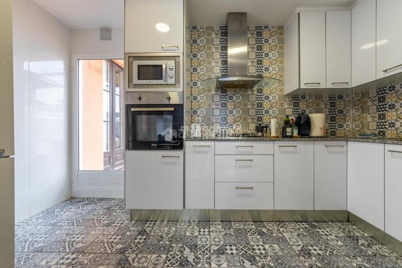 Foto 8e54981e-9c47-4cbd-a2e8-7d67c0afcdf9. Edificio  en venta en Centre Reus