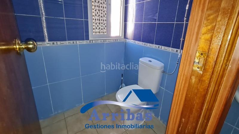 Foto 15621f07-25de-4dd1-be07-c794b2d7dbcc. Locale commerciale con riscaldamento in Escalona