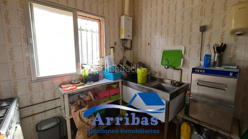 Foto cfa05455-bbe9-4716-b53b-54d4879e0e07. Locale commerciale con riscaldamento in Escalona