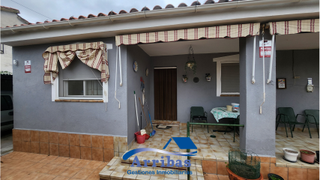 Chalet en Escalona