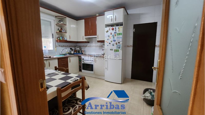 Foto 9e85e9af-fffe-4d2d-9a76-a0b3307dd3a6. Chalet with heating parking pool in Escalona