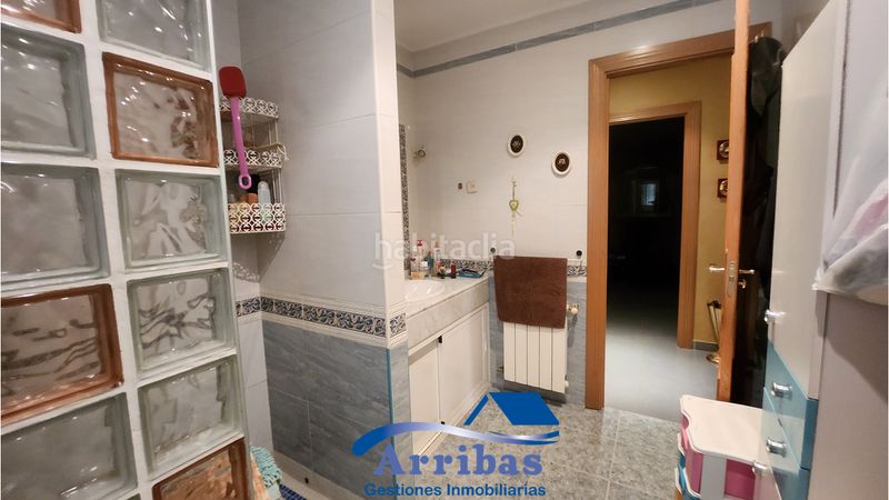 Foto d254d155-4f4a-4c20-ad0f-251019fb1b9d. Chalet with heating parking pool in Escalona