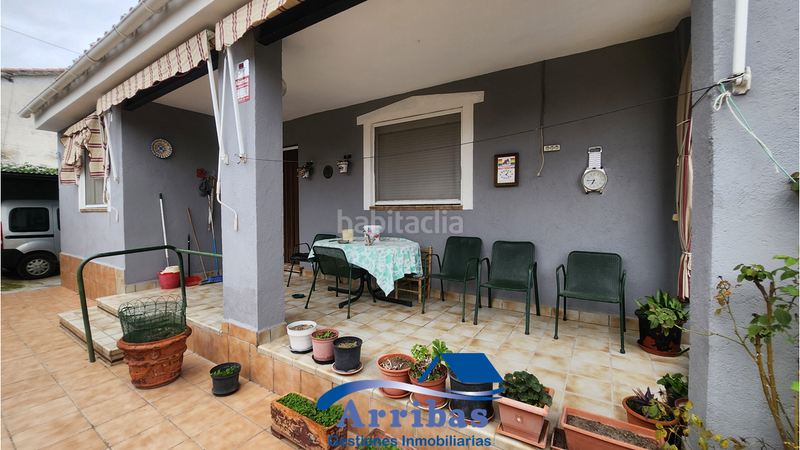 Foto d7279d9c-ede2-4a0a-a3f8-9e470f786943. Chalet en Escalona