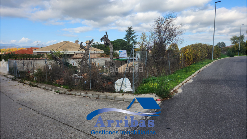 Foto e2ef7387-fcea-49c1-85e4-657b432e8a01. Terrain résidentiel dans Escalona