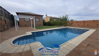 Chalet en Casar de Escalona (El). Chalet en una planta con piscina y magnficas vistas en el casar