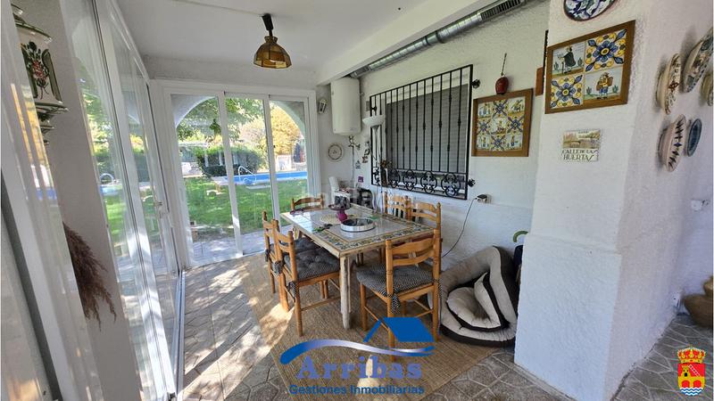 Foto 02801899-407f-40a7-b8e2-41961fd934e3. Chalet with fireplace heating pool in Escalona