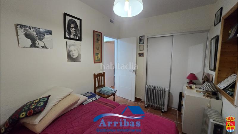 Foto 0f0d1fea-2bab-4589-99fc-c1d868fa22e2. Chalet with fireplace heating pool in Escalona