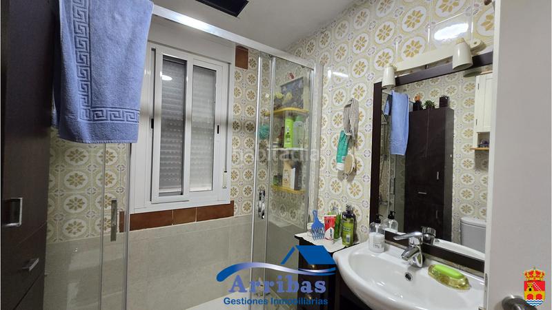 Foto d82f3c1f-1c11-4577-88d0-713262859853. Chalet with fireplace heating pool in Escalona