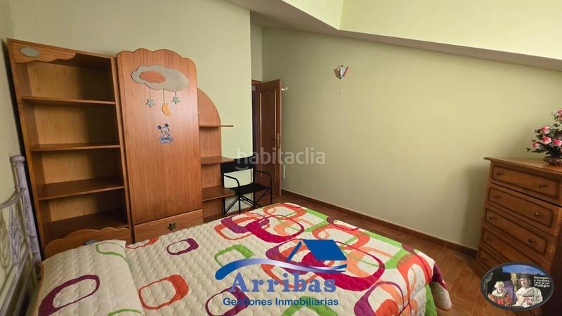 Foto 28076df1-b9f9-4d6c-8fd4-a978f5e1f020. Xalet amb calefacció aparcament piscina a Escalona