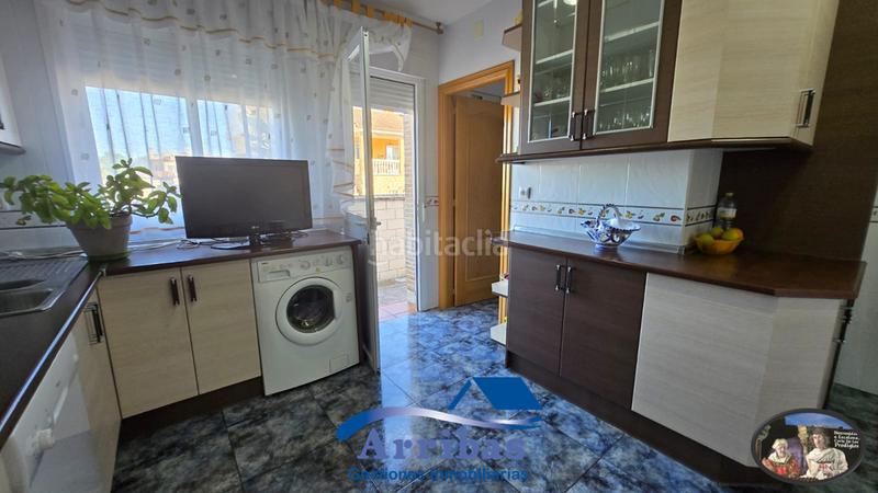 Foto 2d9c9099-bd01-491e-b41c-0f6127c713ea. Xalet amb calefacció aparcament piscina a Escalona