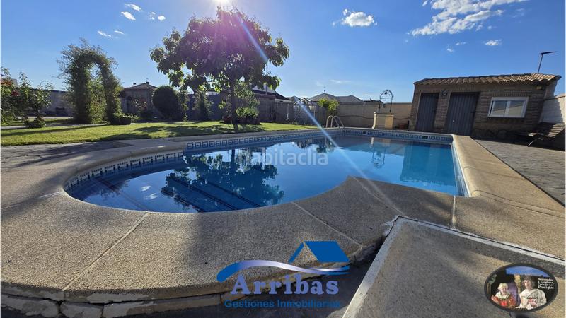 Foto 2f6af3d2-a15c-4017-96eb-9ff06e28fa1b. Xalet amb calefacció aparcament piscina a Escalona