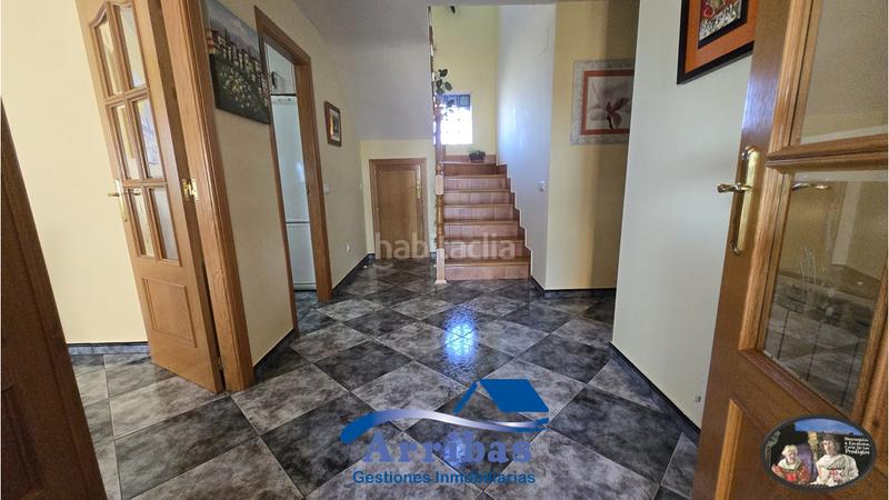 Foto 3d5d0f38-10a1-4737-aa5b-466af4527a75. Xalet amb calefacció aparcament piscina a Escalona