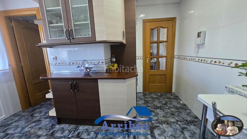 Foto 44fd6390-1951-4611-aff6-c065d78620b4. Xalet amb calefacció aparcament piscina a Escalona