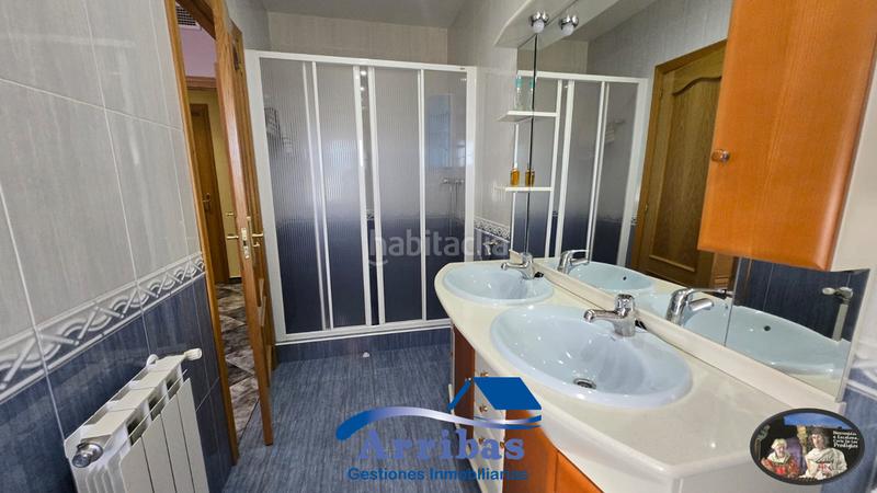 Foto 8403767a-d471-4d80-9bce-162d721b1f79. Xalet amb calefacció aparcament piscina a Escalona