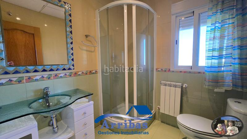 Foto c590cbbd-d571-4c1e-ab6b-5259afbe3cc0. Xalet amb calefacció aparcament piscina a Escalona