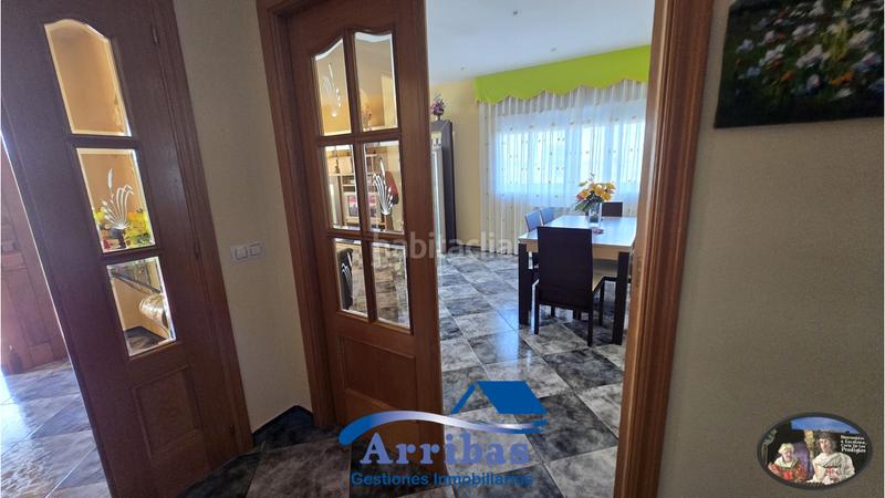 Foto f23640e4-f15c-40e9-9ef2-428c341517f7. Xalet amb calefacció aparcament piscina a Escalona