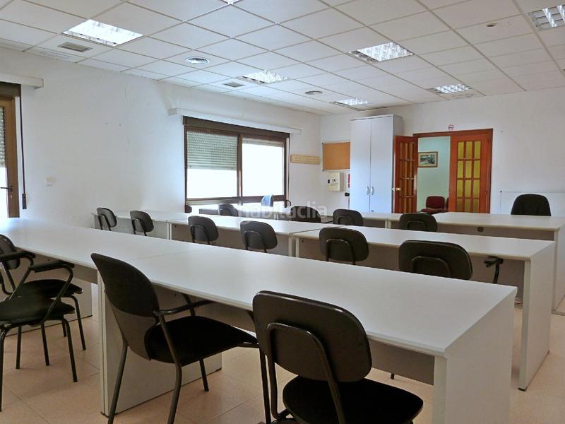 Foto 0e422845-0a05-498a-8f99-0b3ea47ff5e0. Miete büro in Xixona