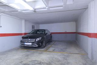 Aparcament cotxe  C/ alcoi. Parking  jijonaxixona centro