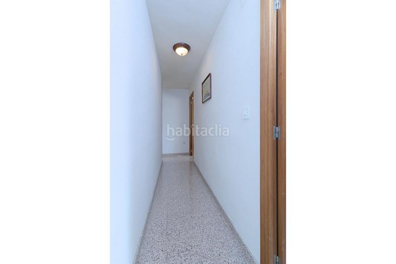 Foto abac6880-75b2-4881-9249-88e19d7b0fb5. Pis amb aparcament a Xixona