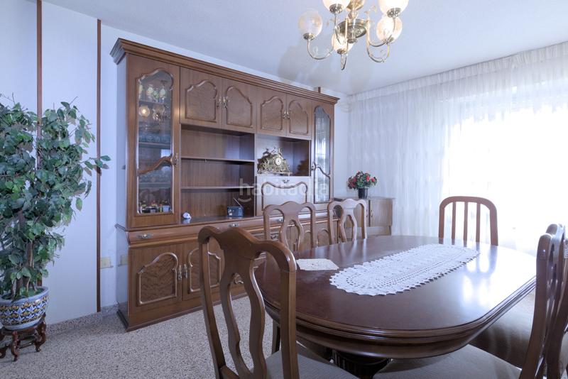 Foto ee97ce80-5630-421d-8077-d2d73dcb8237. Pis amb aparcament a Xixona