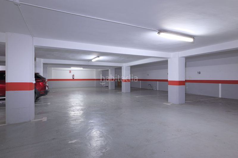 Foto 6bd3b496-0944-4b12-a881-ebdadf6352f7. Aparcament cotxe a Xixona