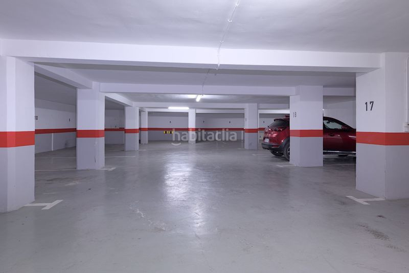 Foto 6ed696c0-73bf-4e0f-b037-ce479586da12. Aparcament cotxe a Xixona