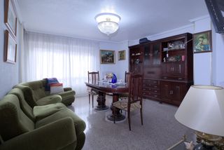 Pis  C/ barcelona,. Piso  jijonaxixona centro
