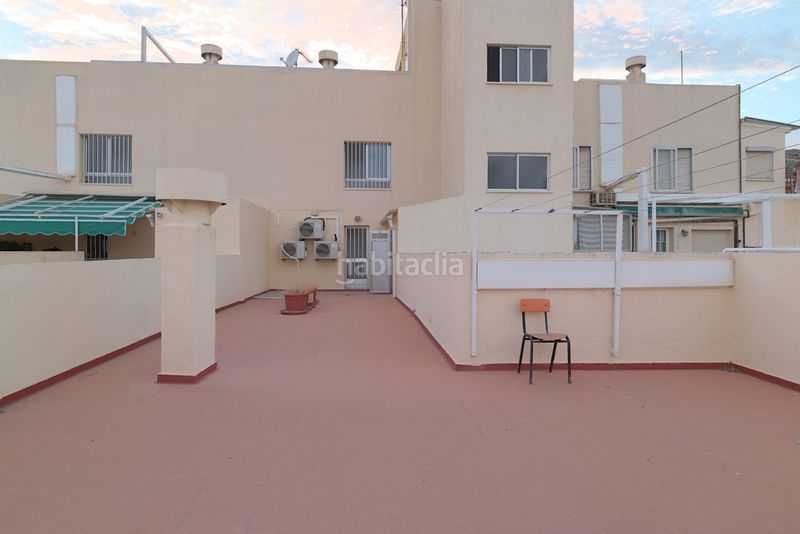 Foto 5dd07bfa-3615-40c9-813c-649d2afe1184. Pis amb aparcament a Xixona