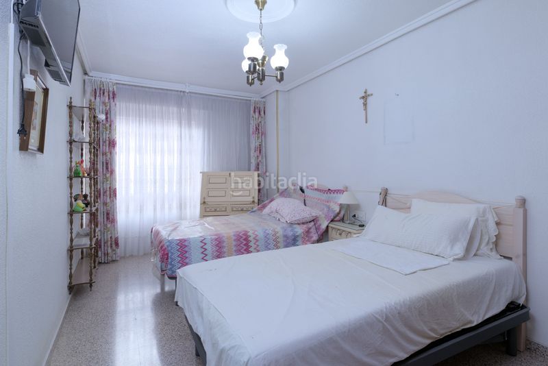 Foto a09489c5-cc1a-4ad0-9396-e26875fa0789. Pis amb aparcament a Xixona