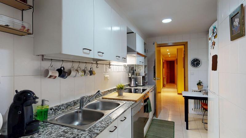 Foto df37531f-d332-4f16-b276-8bb342fe65c4. Piso  de 4 habitaciones, parking y terraza con vistas a la devesa en Girona
