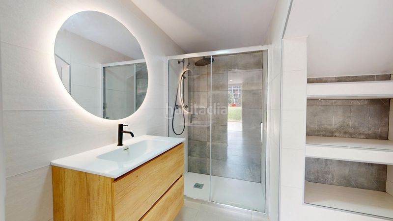 Foto 59514bae-cb2d-43b2-96e6-4693af74755a. Dúplex amb calefacció a Montilivi Girona