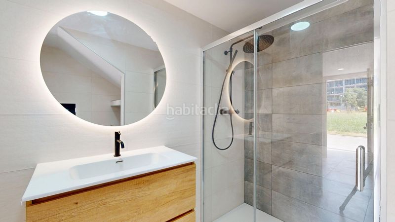 Foto 70f3081c-556c-4bb7-8511-de1023333f40. Dúplex amb calefacció a Montilivi Girona