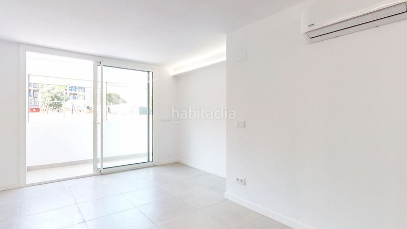 Foto cbfbb1c3-4758-4a9d-a3d7-8cfa4f55050a. Dúplex amb calefacció a Montilivi Girona