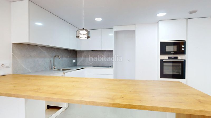 Foto e11ead55-a947-4fac-8bed-2ac8c50c255a. Dúplex amb calefacció a Montilivi Girona