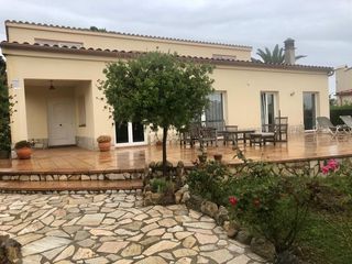 Casa en Torre Vella - Torre Gran - Les Dunes. Casa cerca del mar, junto al parque natural del montgrí, islas m