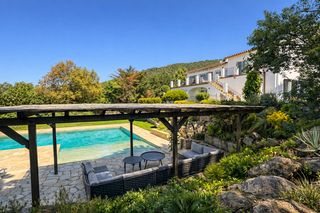 Xalet  Volta ginesta. Exclusiva villa de lujo con licencia turística en la costa brava
