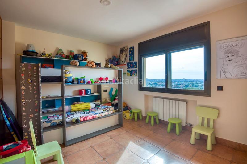 Foto 0f0da3c1-22c3-4127-af74-3d4876de83d1. Casa  espaciosa y con grandes vistas a mar y montaña en Calonge