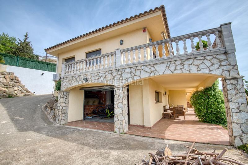 Foto a838a155-96c3-43d3-9e10-aabc53e6ea29. Casa  espaciosa y con grandes vistas a mar y montaña en Calonge