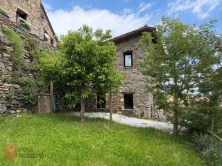 Location Maison  Calle del ferrus. Casa rústica con jardín en abella alquiler vacacional de 16 a 30