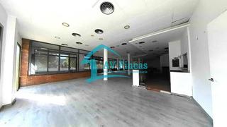 Local commercial  Canudas. Local en venta en el prat de llobregat barcelona.
