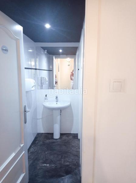 Foto 3f671d54-b716-4d1e-8543-118d068e9193. Local comercial a Centre-Can Nadal Sant Feliu de Llobregat