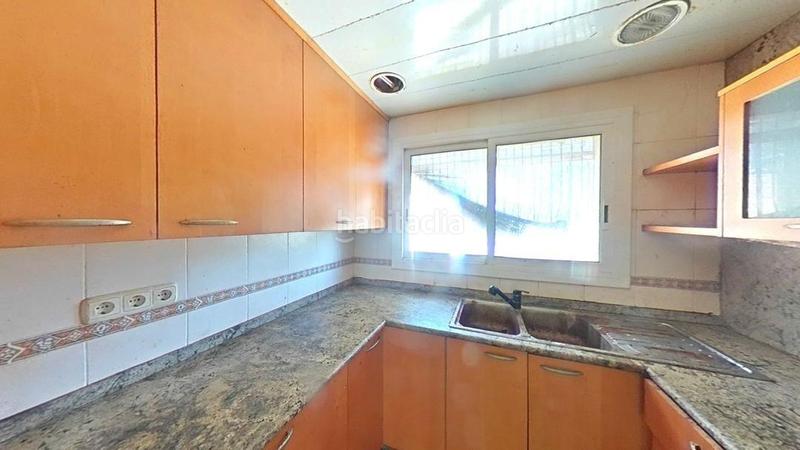 Foto 4689f078-aa89-4c70-b404-3be1b9a803dc. Casa con parcheggio in Olesa de Montserrat